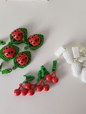 Beautiful Colourful Spring Summer Tablecloth Weights Lot of 12